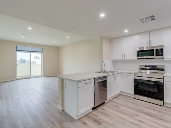 EARLE PLACE, 8449 Garvey Ave #310, Rosemead, CA 91770