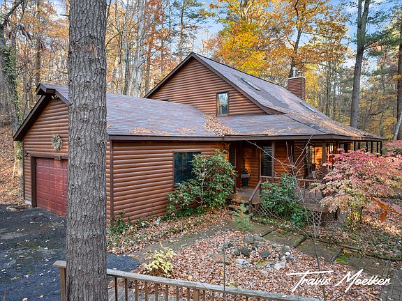 4th image of 10714 Lovers Ln NW