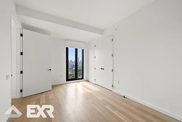 Rented by EXR | media 6