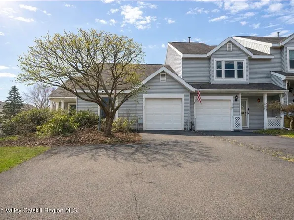 7 Sandra Lane, Rensselaer, NY 12144