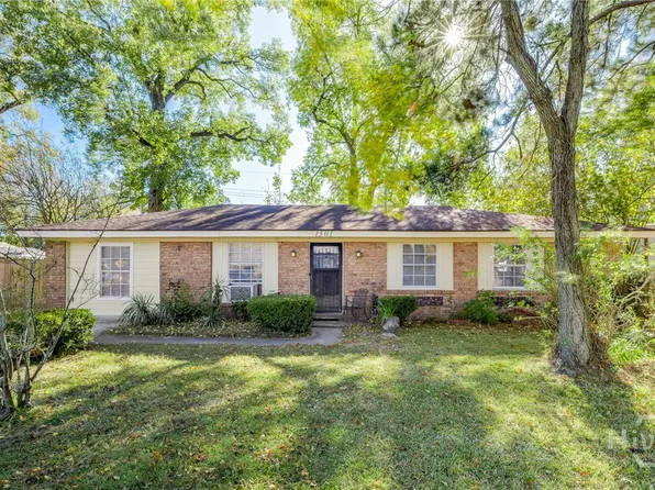 1501 Dell Street, Savannah, GA 31415