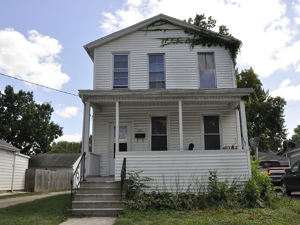 1st image of 311 E Superior St