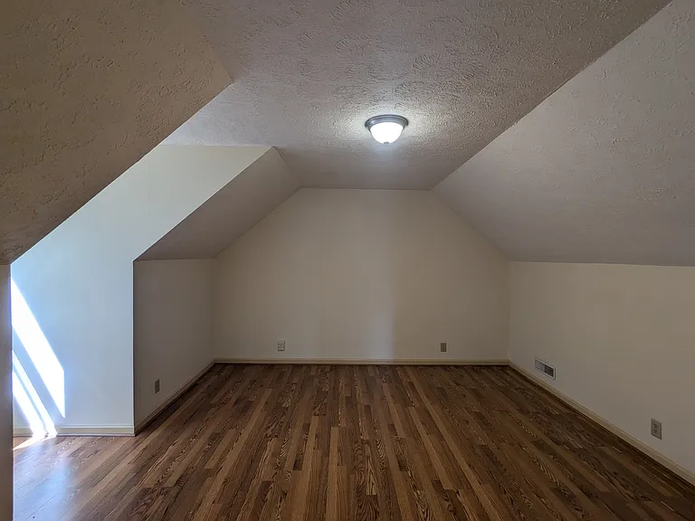 316 Southwinds Dr — Photo 20