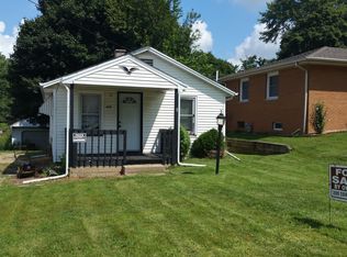 443 Groveland St, Creve Coeur, IL 61610