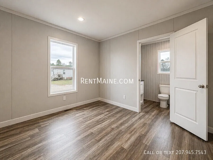 3 bed, 924 sqft, $1,525 — Photo 4