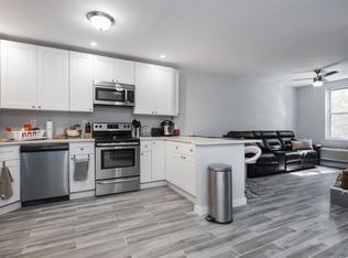 5608 61st St, Maspeth, NY 11378