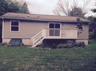 112 Olenick Rd, Lebanon, CT 06249