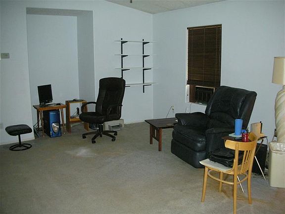 4th image of 1260 Pandora Dr SW