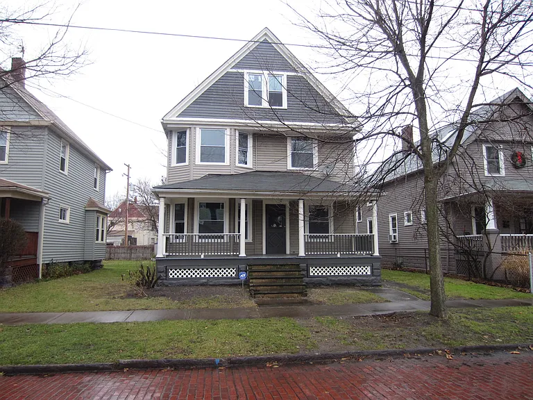 1734 Corning Ave #1 — Photo 2