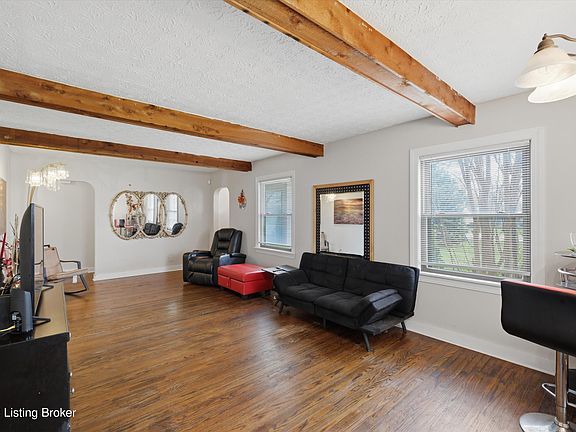 5th image of 2907 Ralph Ave