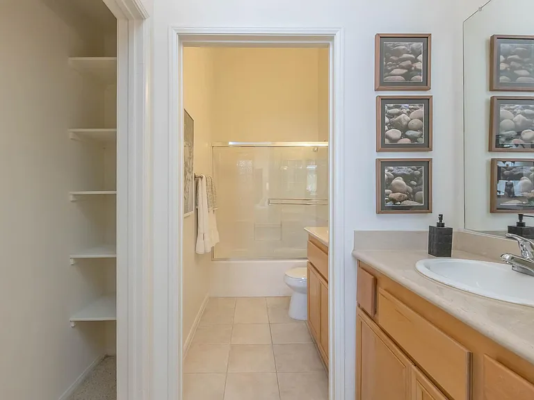 Colony Townhomes — Photo 77