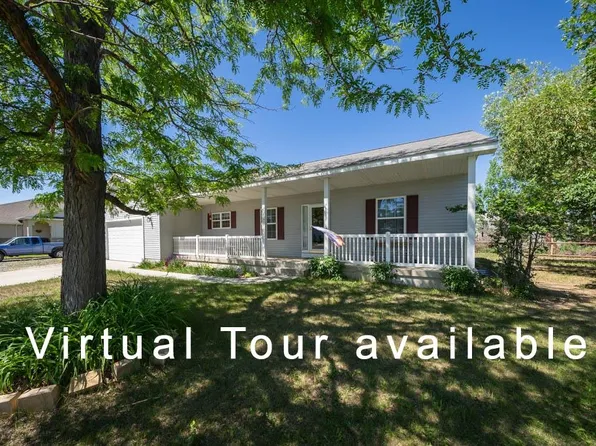 652 Oakwood Dr, Powell, WY 82435