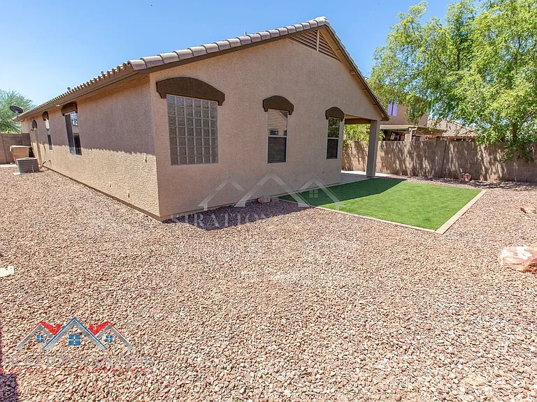 15272 W Jackson St — Photo 41