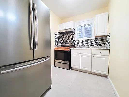 Rented by The Encore Property Group | media 9