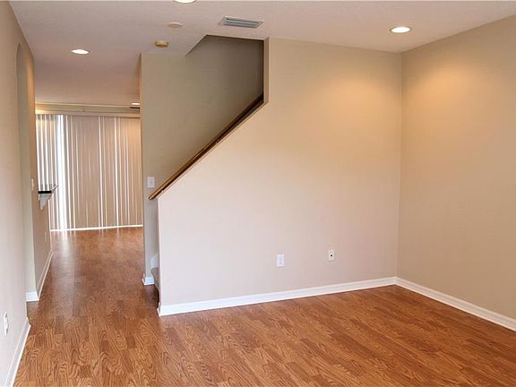 3rd image of 11544 Fountainhead Dr