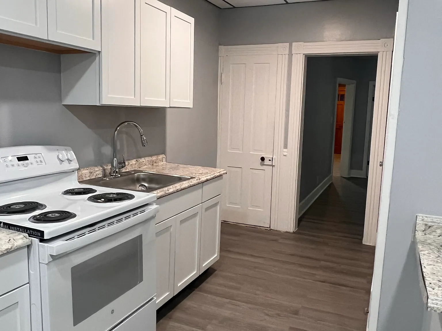 1 bed, $900 — Photo 1