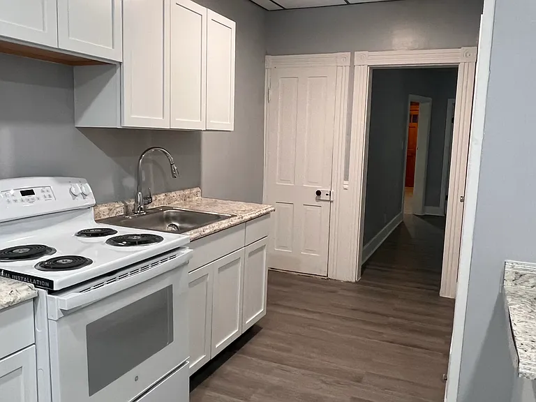 440 N Mechanic St #A — Photo 1
