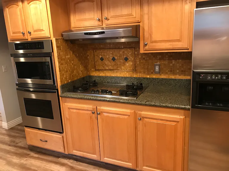 223 Chestnut Ct — Photo 15