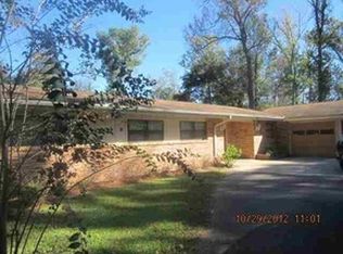 5240 Rose Ln, Beaumont, TX 77708