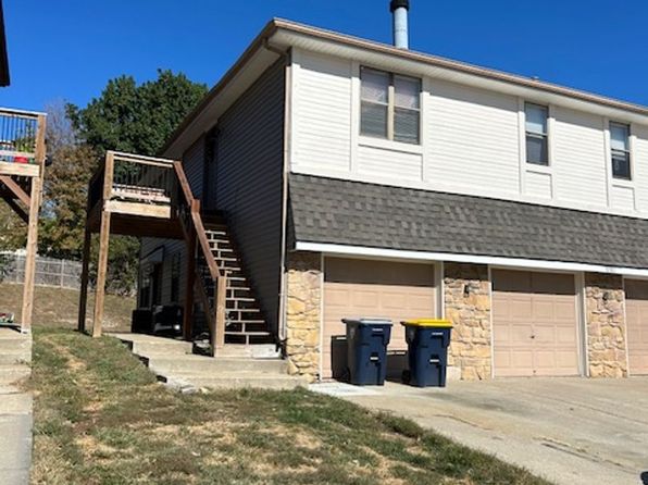 8702 NW 82nd Ter APT A