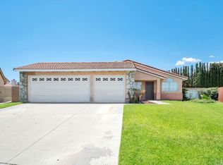 2182 W Windhaven Dr, Rialto, CA 92377