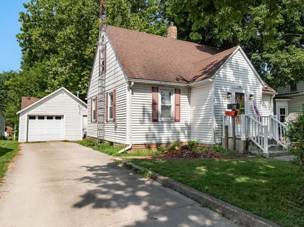 1109 N Mill St, Pontiac, IL 61764