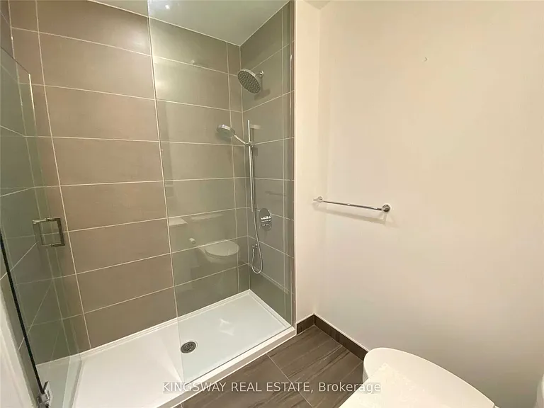 898 Portage Pkwy #Penthouse 05 — Photo 25