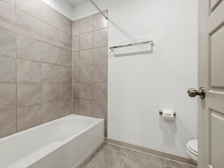 12515 Newport Arch Ln — Photo 26