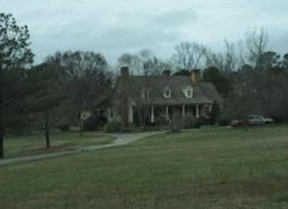 3rd image of 275 Butlers Bridge Dr