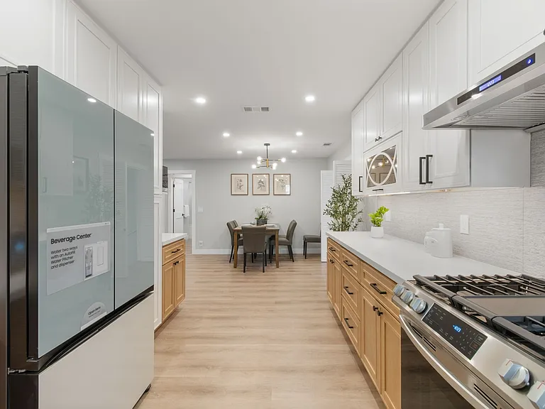1027 Haven Ave — Photo 13