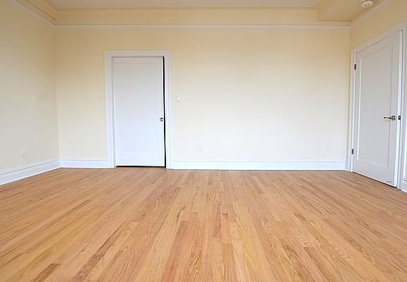 3rd image of 166 2nd Ave APT 11B
