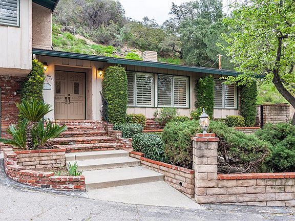 4th image of 5271 Gould Ave