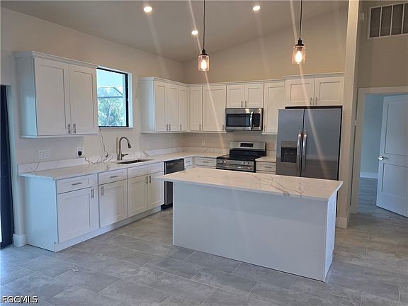 3rd image of 629 NW 28th Ter