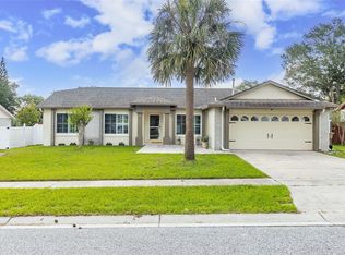 2302 Pink Grapefruit Trl, Clermont, FL 34714