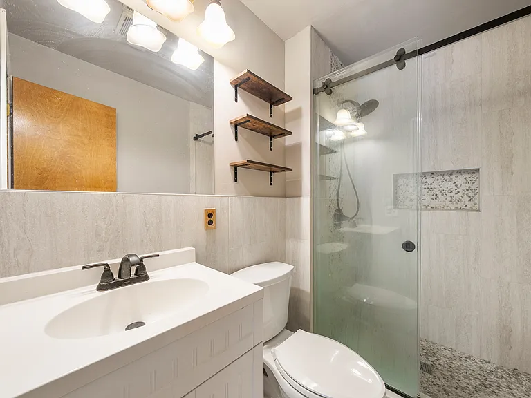 140 Allwood Rd #C — Photo 23