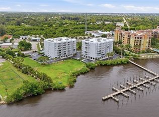 2885 Palm Beach Blvd #402, Fort Myers, FL 33916