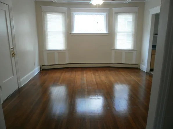 (undisclosed Address), New Haven, CT 06511