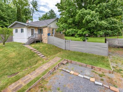 448 Pleasant Hill Ave, Morgantown, WV, 26505