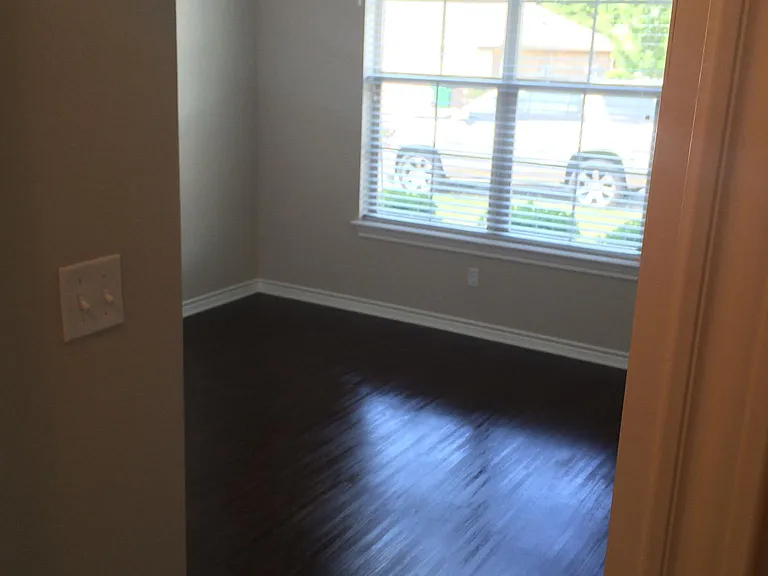210 Tully Trl — Photo 9