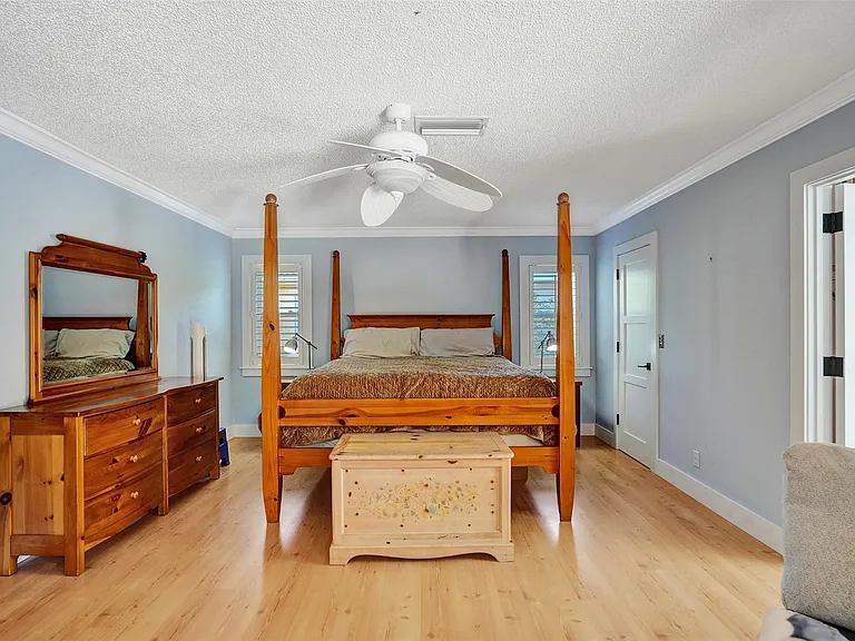 4142 NW 58th Dr — Photo 30