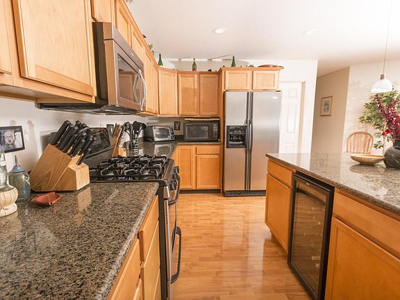 3rd image of 8531 Lassen Cir