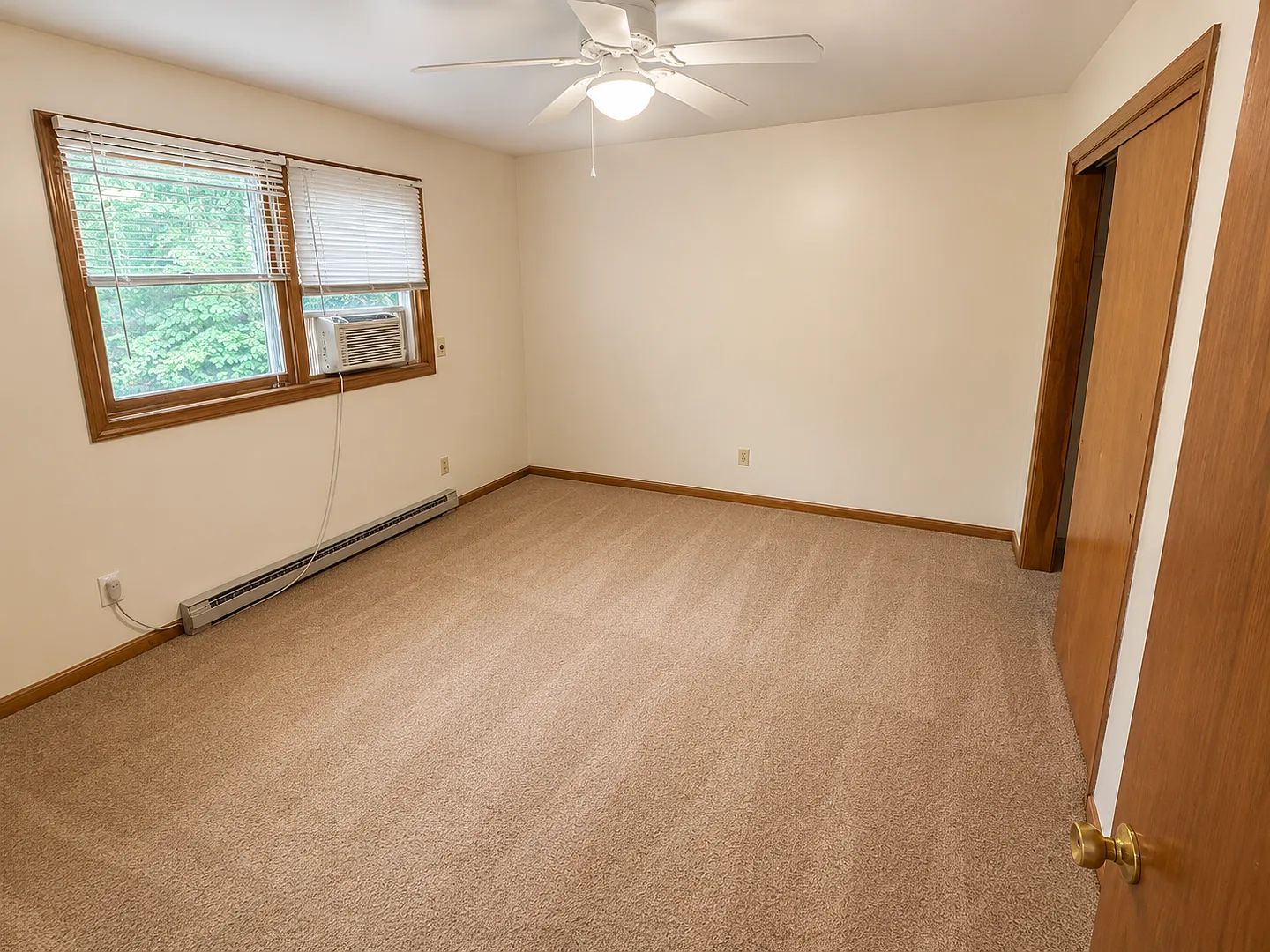 Blacksburg, 2 BR / 1 BA Available August 10 — Photo 4