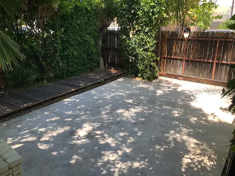 1243 Seward St — Photo 7