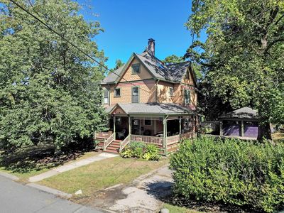 900 Metropolitan Ave, Boston, MA, 02136