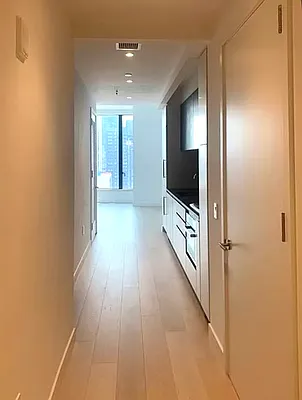 Rented by City Connections Realty | media 18