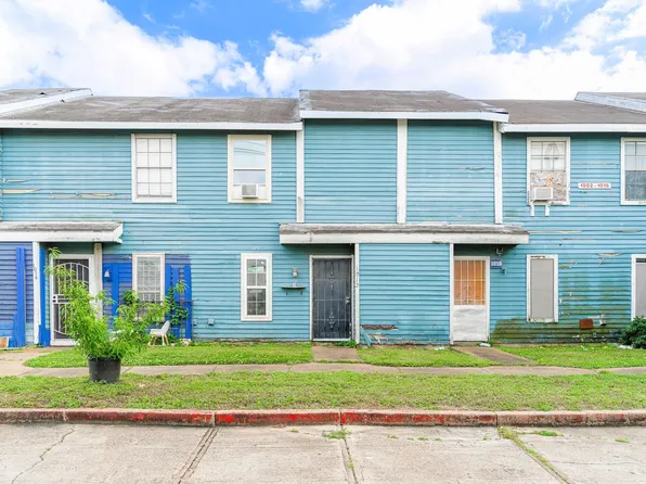 8323 Wilcrest Dr APT 1012, Houston, TX 77072