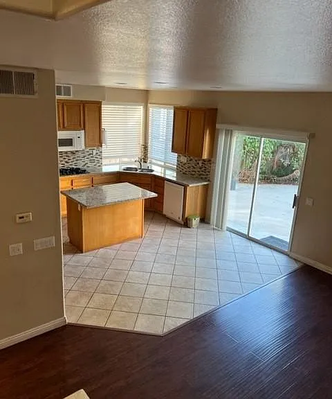 15755 Roan Rd — Photo 22