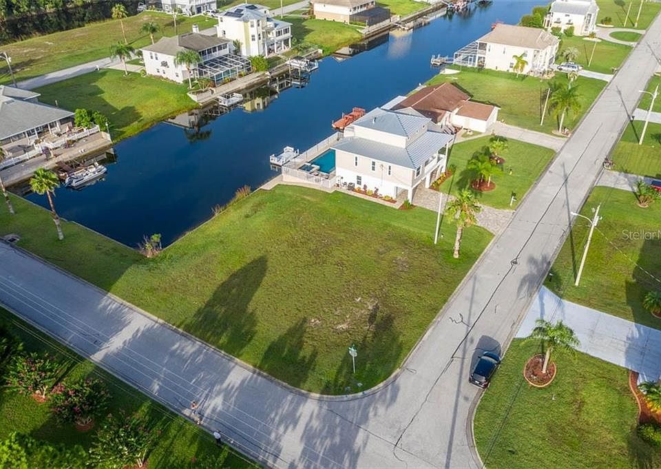 1st image of 4066 Croaker Dr