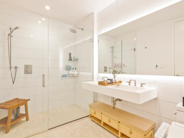 98 Front Street image 7 of 10