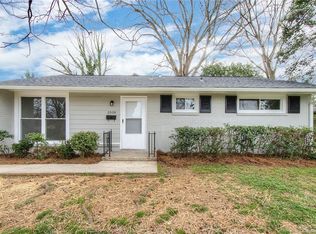 2008 Quentin St, Charlotte, NC 28216